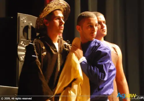 Thifaouin and Rif Theater groups have broken the silence in Al Hoceima — photograph 22
